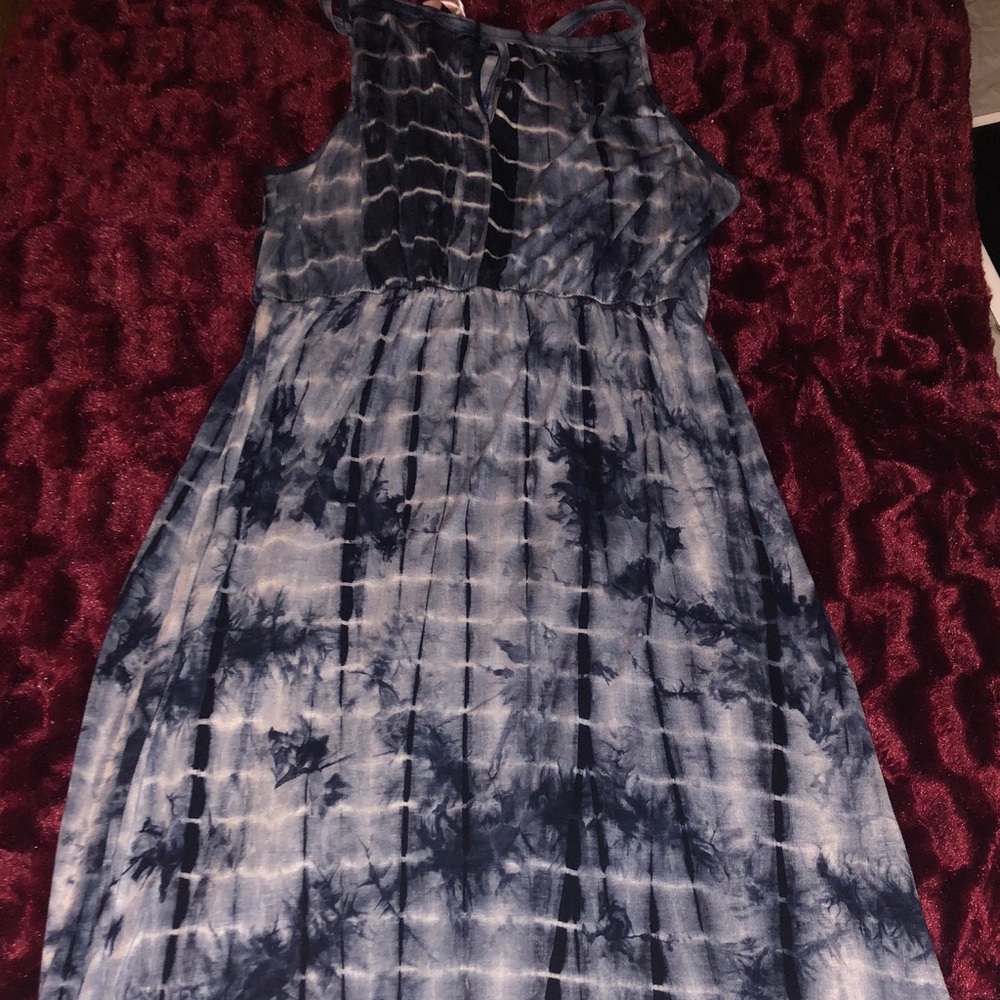 Tie dye keyhole maxi dress
